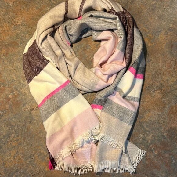 GAP Scarp Wrap Pink Grey - Picture 1 of 5